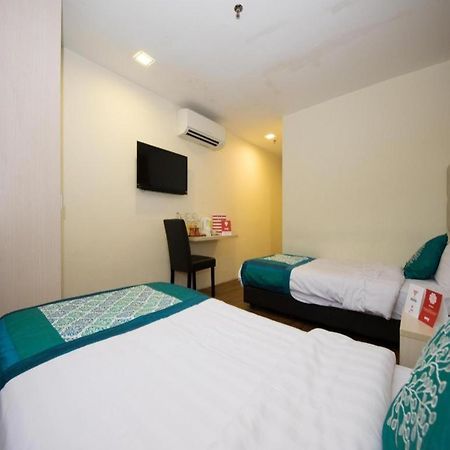 Oyo 114 Sandpiper Hotel Куала-Лумпур Экстерьер фото