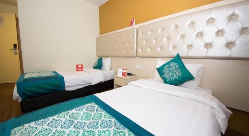 Oyo 114 Sandpiper Hotel Куала-Лумпур Экстерьер фото